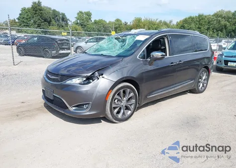 2017 Chrysler Pacifica Limited z USA, uszkodzony, nr VIN 2C4RC1GG6HR741343